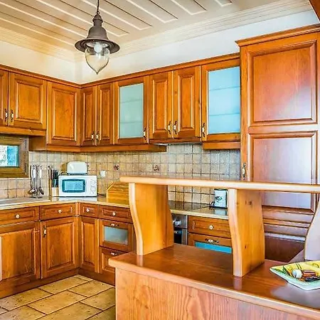 Villa With Sea Access