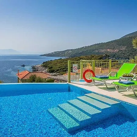 With Sea Access Villa Sivota
