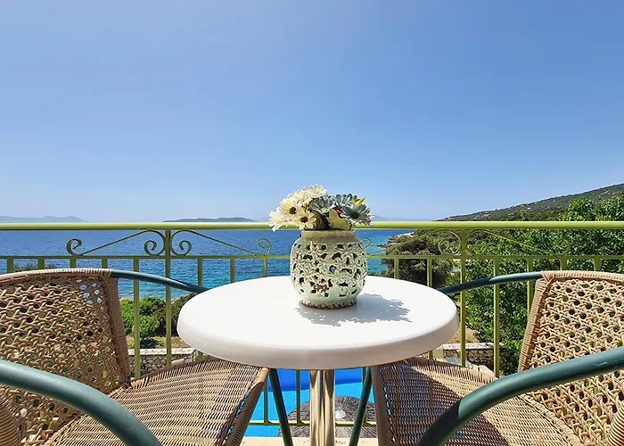 With Sea Access Villa *