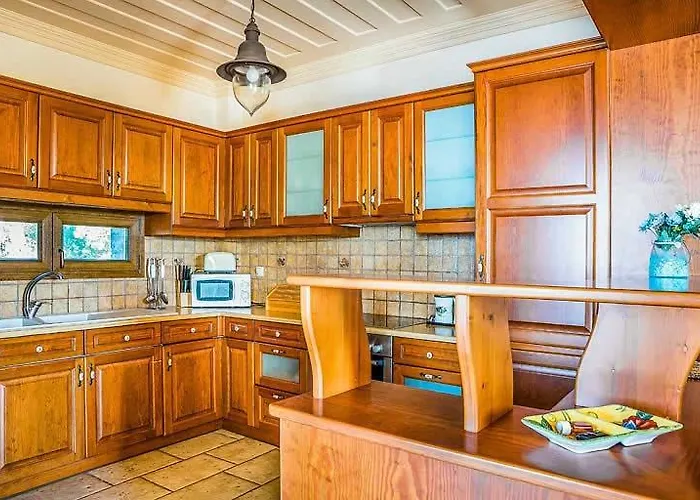 Villa With Sea Access